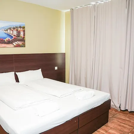 Star Hotel