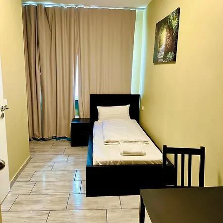 Star ホテル フランクフルト