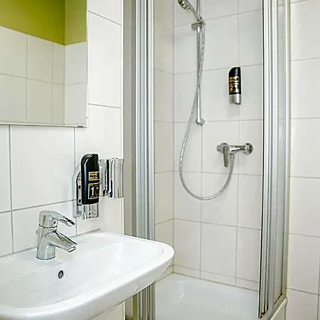 Star 3* Frankfurt nad Menem