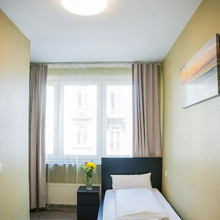 Star Hotel